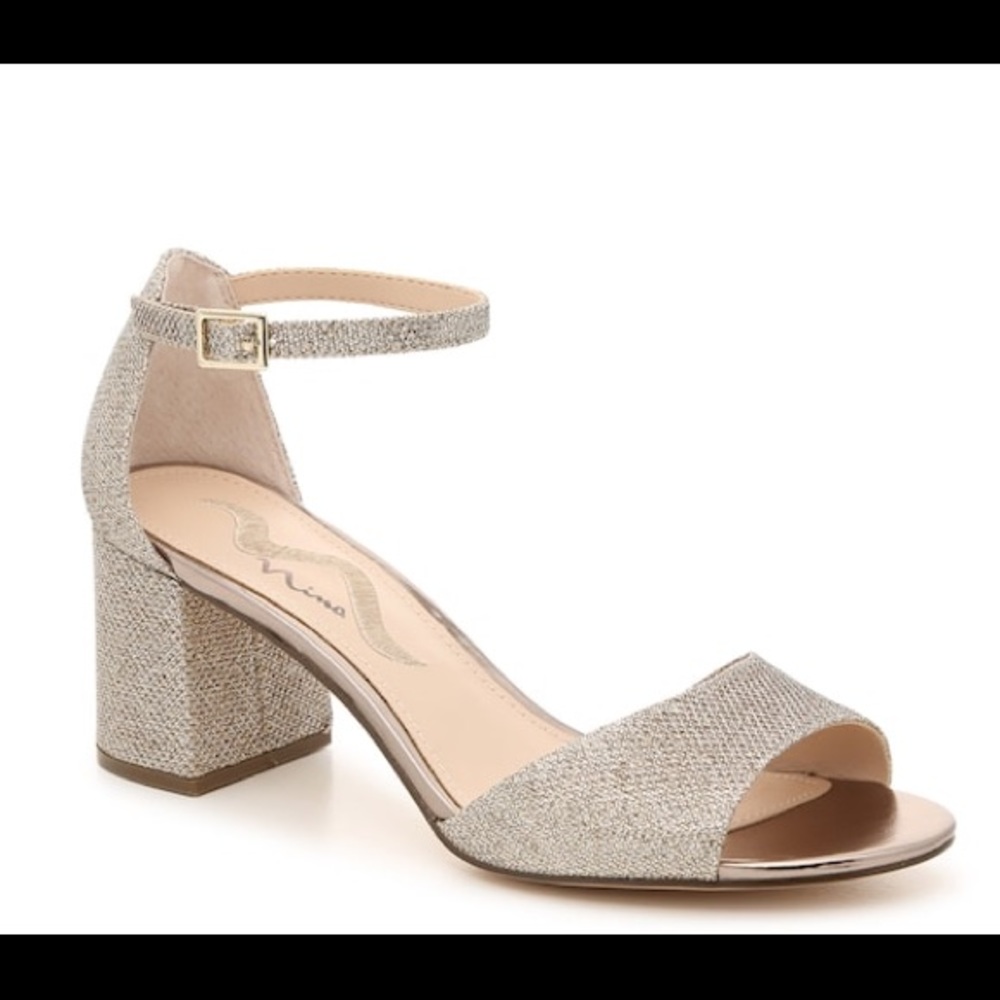 Nina Enrica Sandal - Gold Block Heel Size 6 NWT